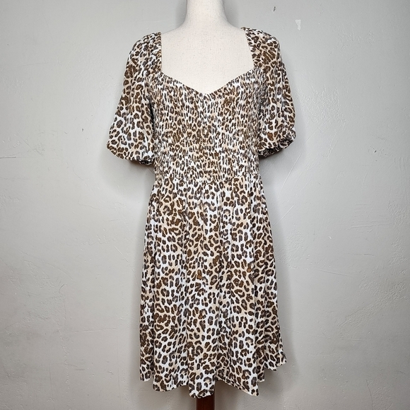 Faithful the Brand Ilaria Smocked Leopard Print Mini Dress Size‎ Large - Picture 3 of 16